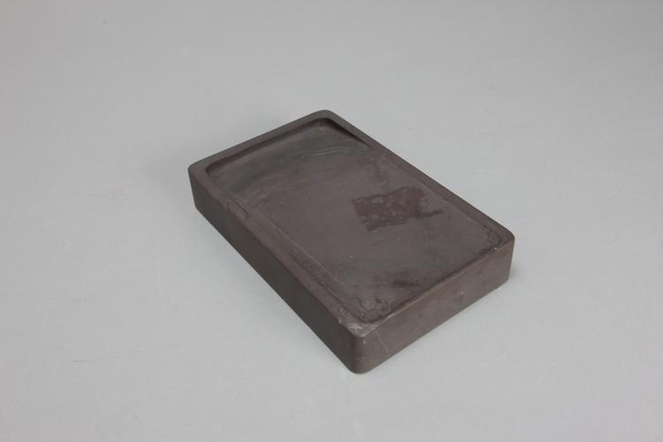 端石长方砚