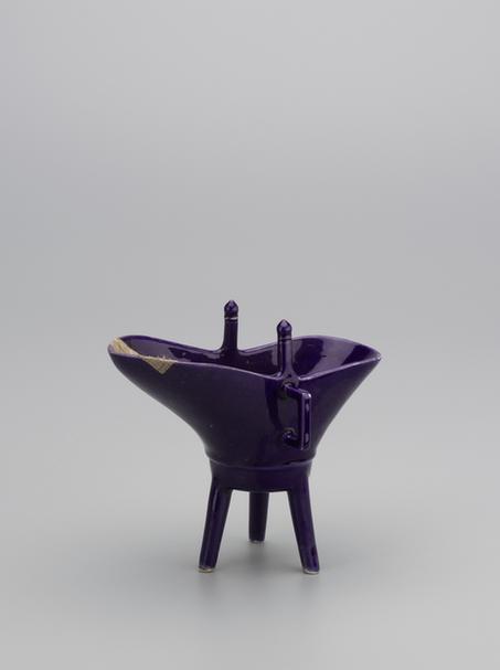 乾隆款霁蓝釉爵