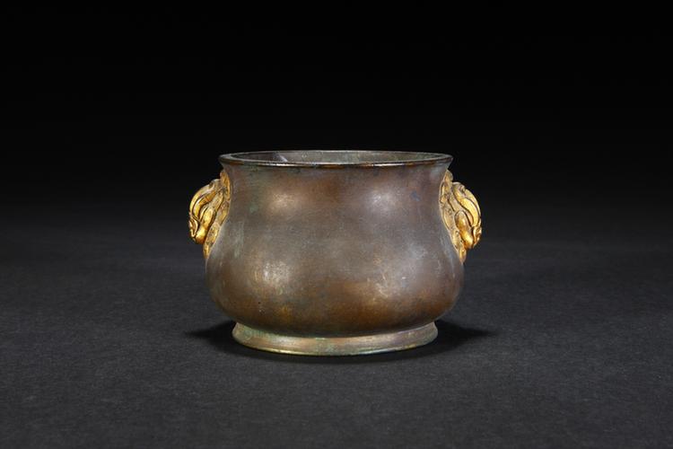 宣德款铜鎏金兽耳炉