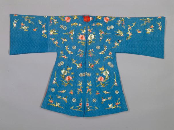 品月色绸绣折枝花金皮球花纹女衫