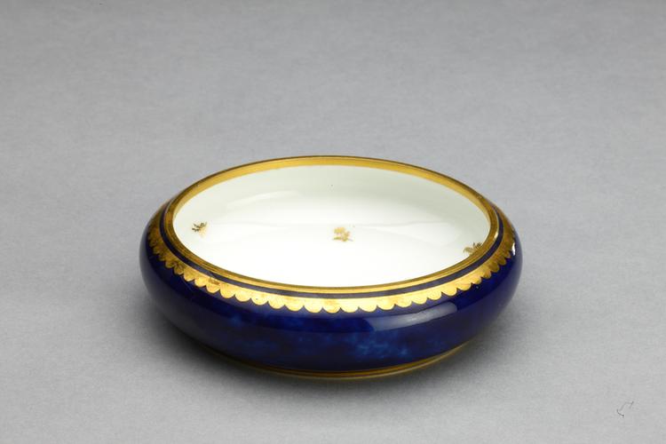 法国蓝釉金花洗