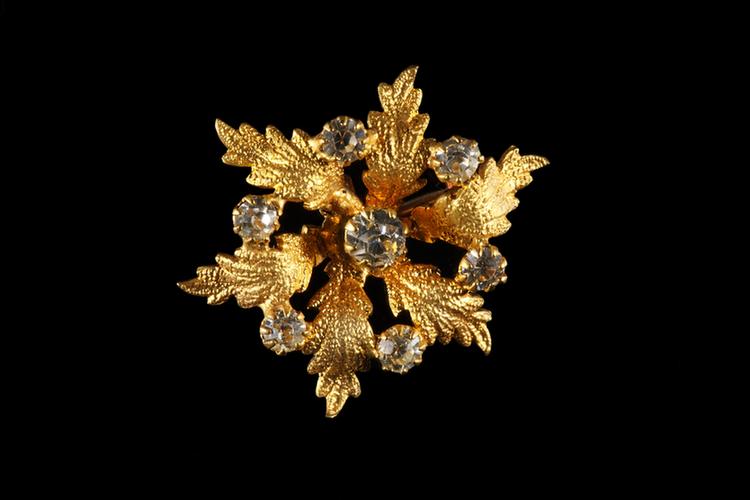 铜镀金嵌石别针