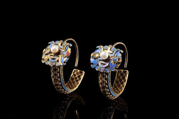 银镀金点翠累丝珠石耳环