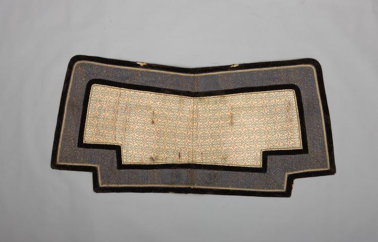 彩色花锦纹芯蓝锦缘鞍韂