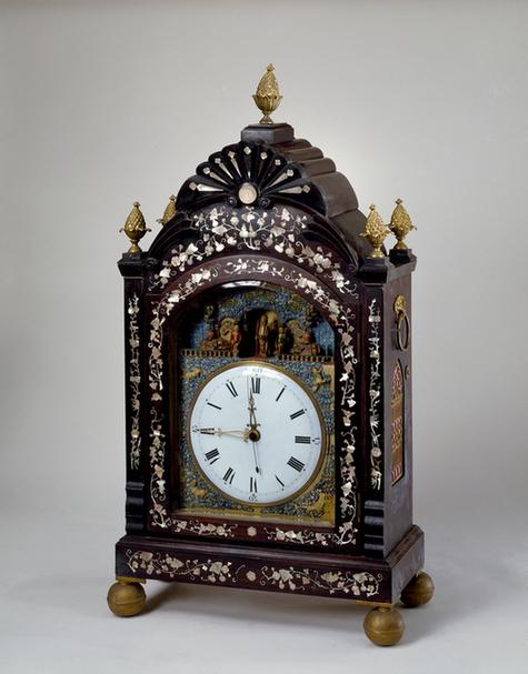 红木嵌螺钿葵花楼有寿星人钟