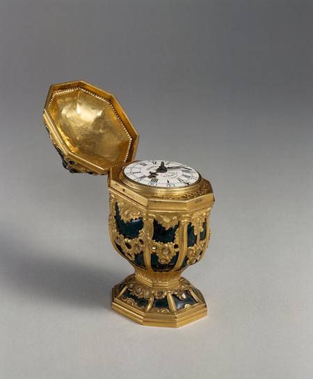 铜镀金嵌珠石杯式表