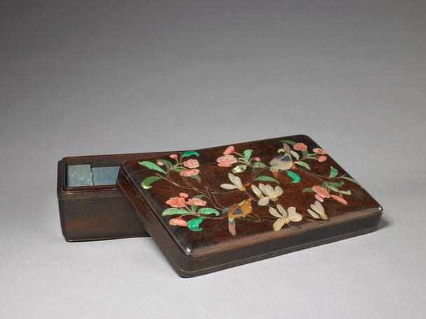 紫檀百宝嵌玉堂花鸟图长方盒