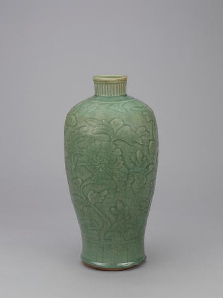 龙泉窑青釉梅瓶