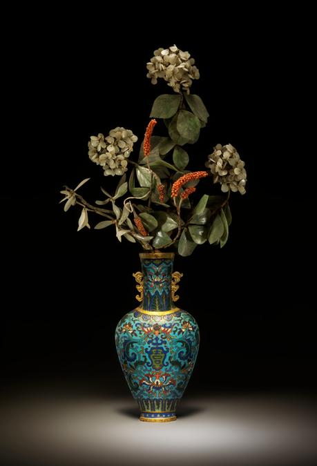 玉石绣球花景掐丝珐琅壁瓶