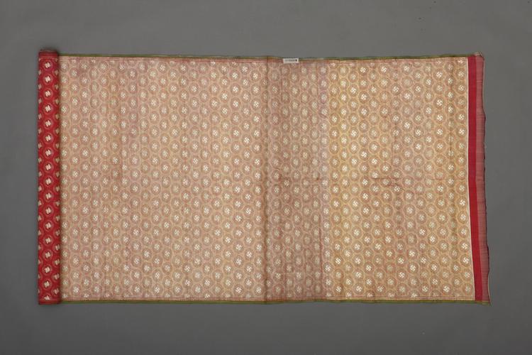 紫色地团万字金斜条纹回回锦