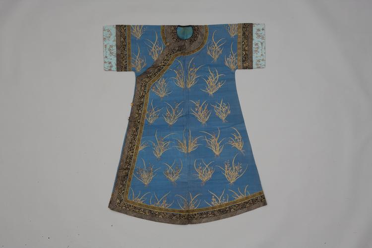 月白色缂金银墩兰纹棉衬衣