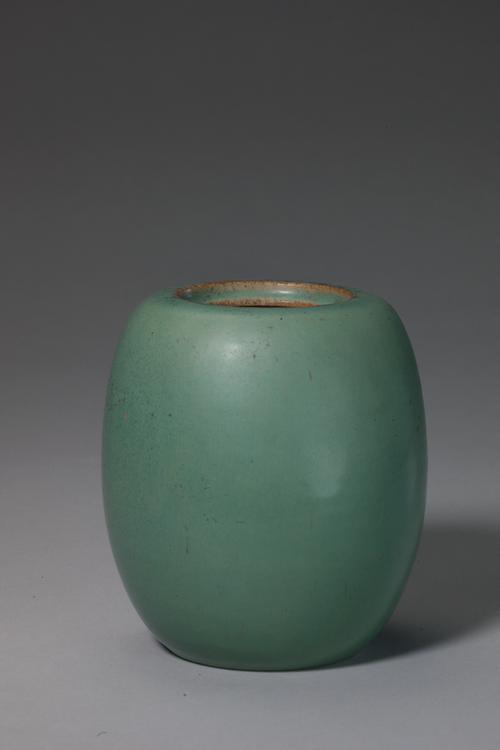 宜兴窑紫砂绿釉罐