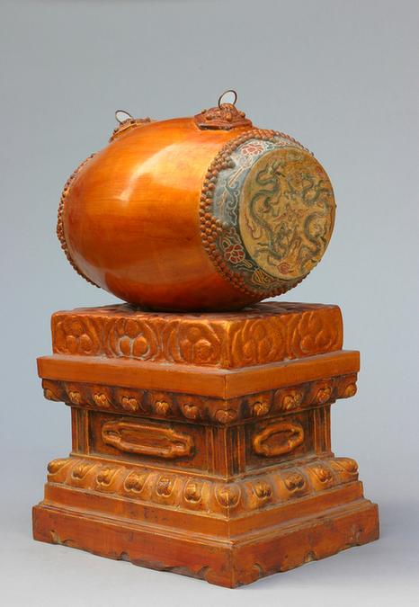 金漆彩画云龙纹搏拊鼓