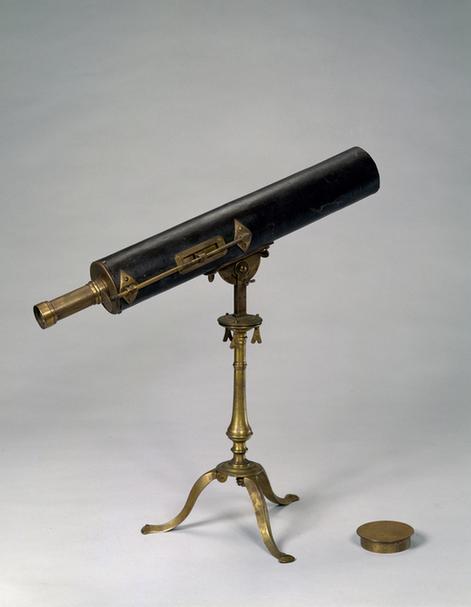 铜镀金反射望远镜