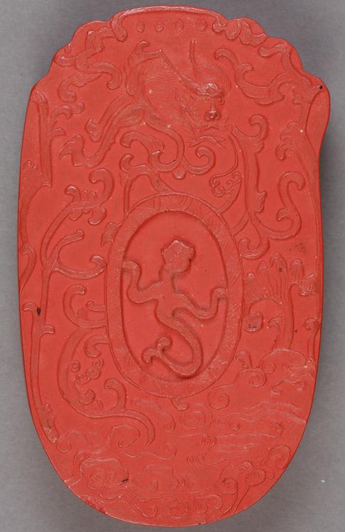 乾隆款夔龙玦朱御墨