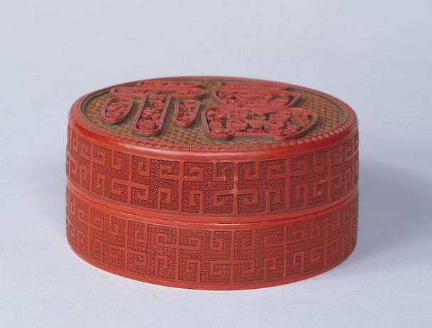 剔红福字盒
