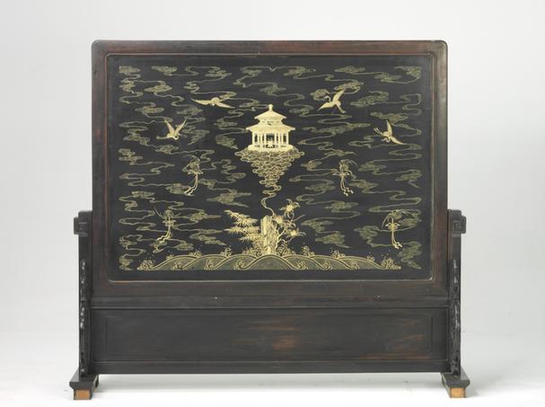 紫檀木边座嵌珐琅桃鹤图插屏