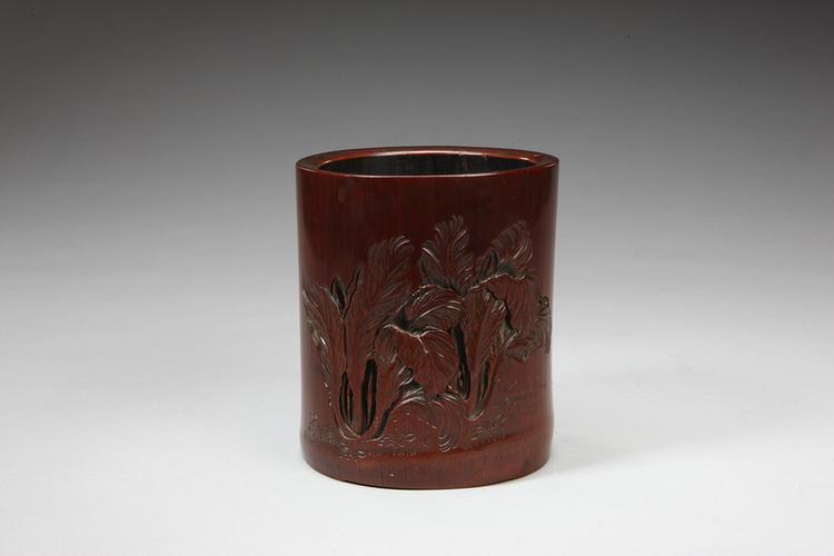 张陈典款竹雕白菜图笔筒