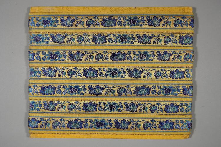 金地三蓝牡丹纹绦