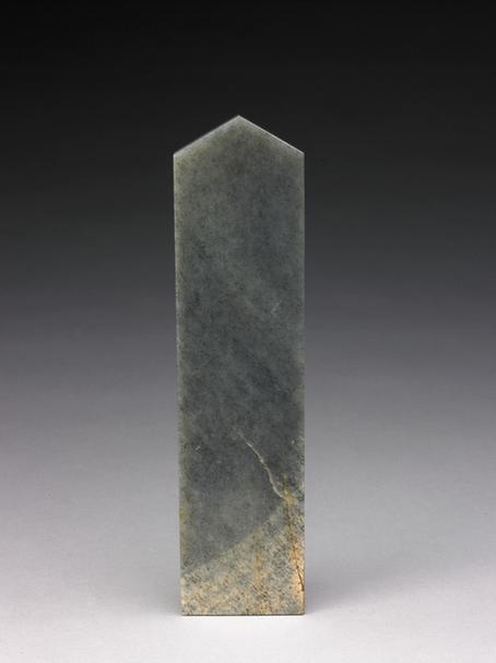 墨玉圭