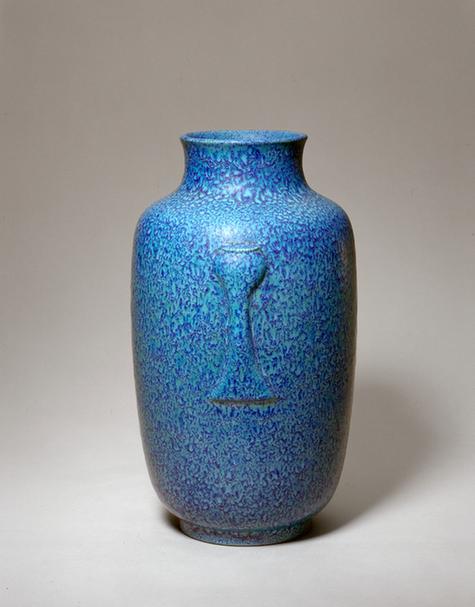 乾隆款炉钧釉瓶耳灯笼尊