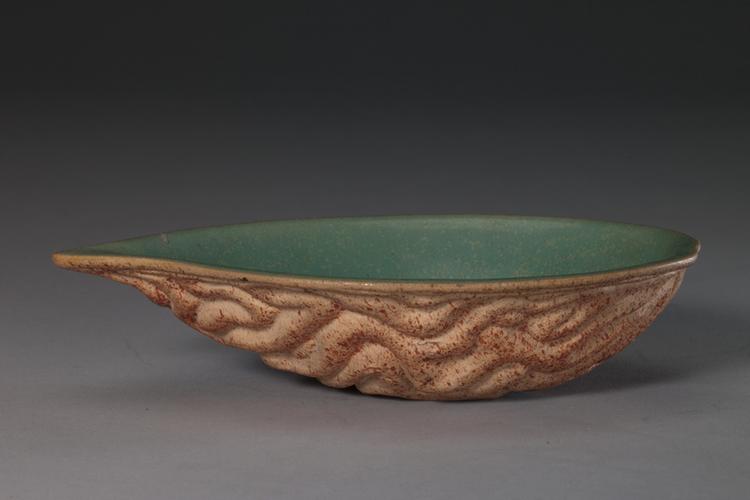广窑绿釉核桃洗