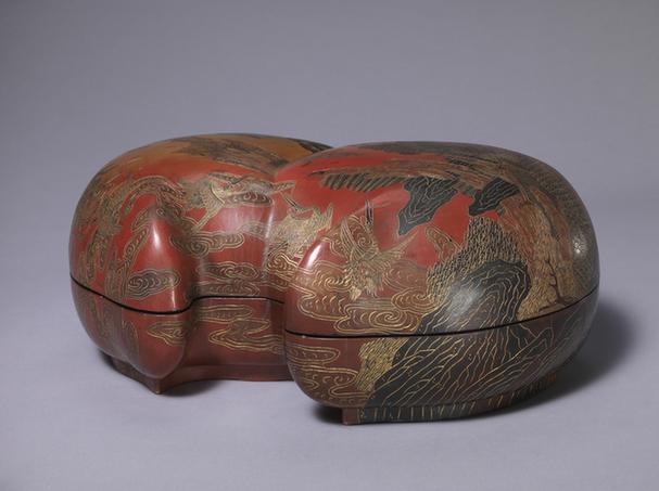 戗金彩漆仙山楼阁图双桃式盒