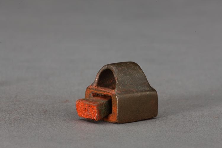 “季邑之印”“季卿”瓦钮铜套印