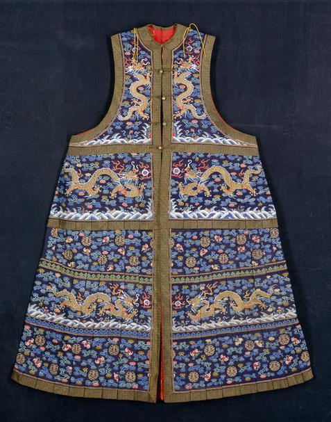 石青色缂丝彩云蝠金龙寿纹夹朝褂