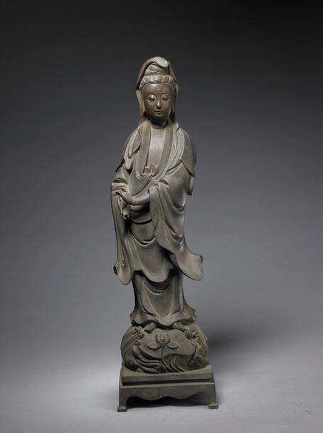 “石叟”款铜嵌银丝观音菩萨立像