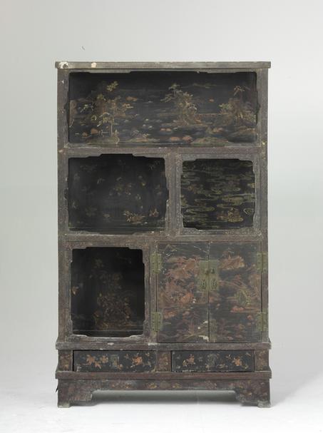 黑漆描金山水纹格