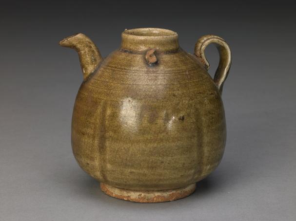 青釉双系瓜棱小壶