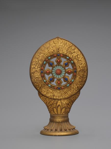 乾隆款金釉五彩瓷法轮