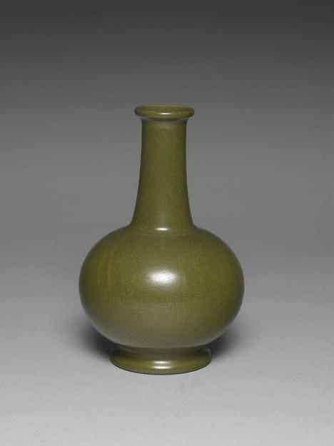 茶叶末釉纸槌瓶