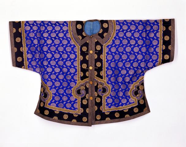 品月色百蝠百寿纹织金缎镶边女对襟夹马褂