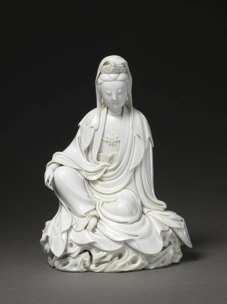 德化窑白釉观音菩萨坐像