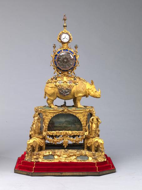 铜镀金四象驮乐箱跑人犀牛转花表