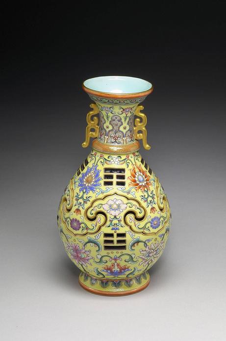 洋彩黄锦地乾坤交泰转旋瓶