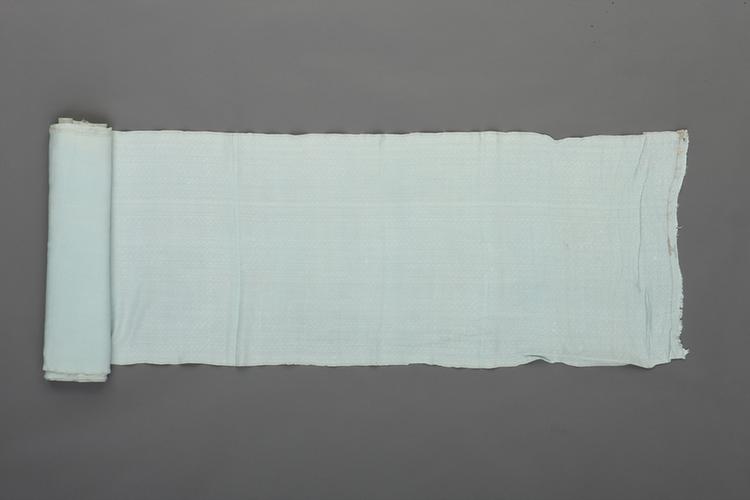 湖色古钱纹绉绸