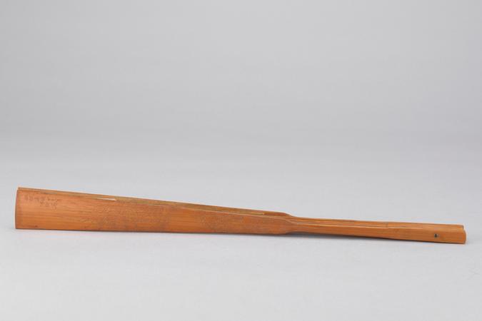 寿眉款竹刻胡佩衡画山水图扇骨