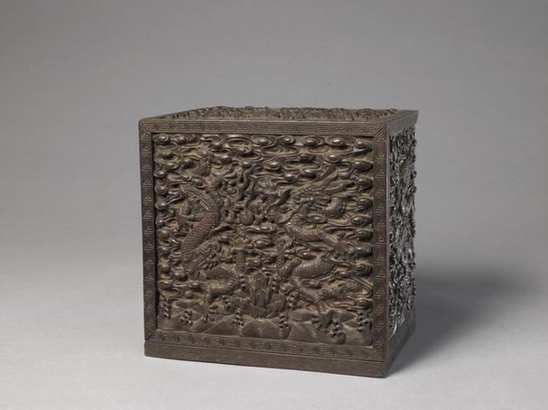 紫檀雕八宝暗八仙纹长方盒