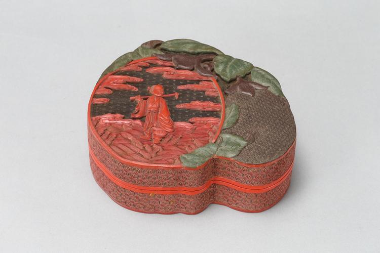 堆彩八仙祝寿韩湘子图香果式盒