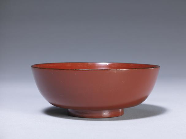 黑漆描金缠枝莲团锦纹成份餐具-酱色碗