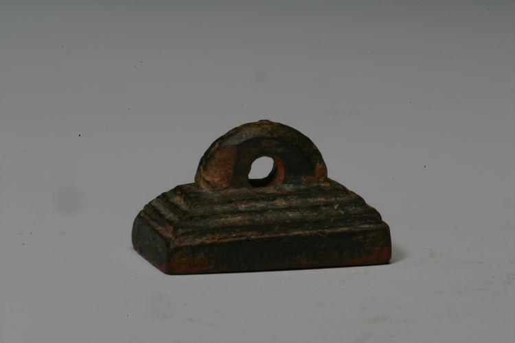 “李戌”鼻钮铜印