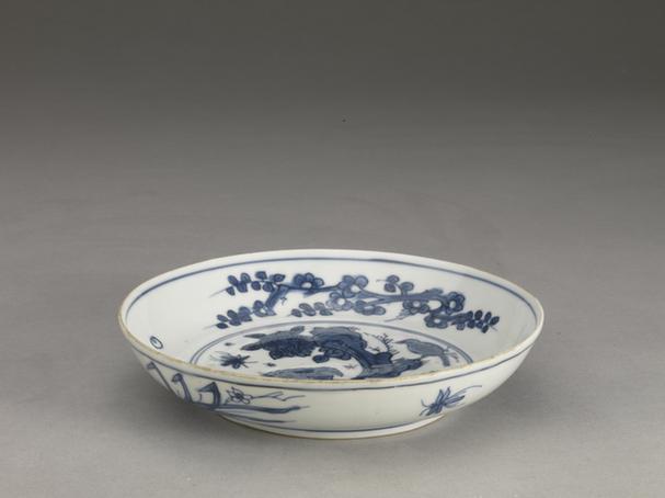 宣德款青花鸟兽图盘