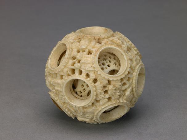 象牙雕人物图套球