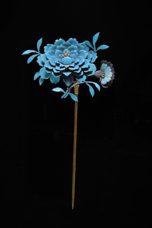 点翠石竹花纹头花