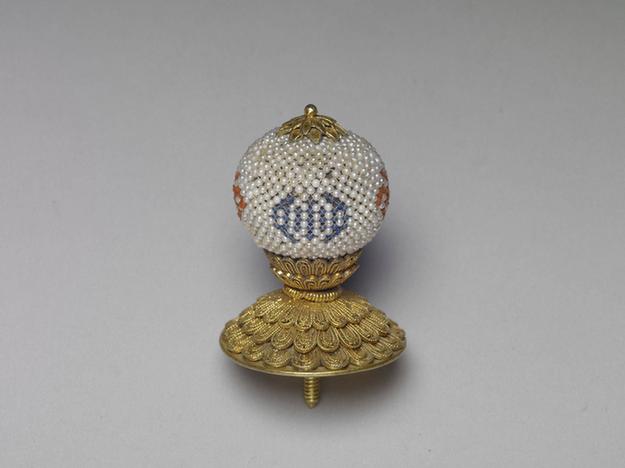 银镀金缉米珠万福帽顶