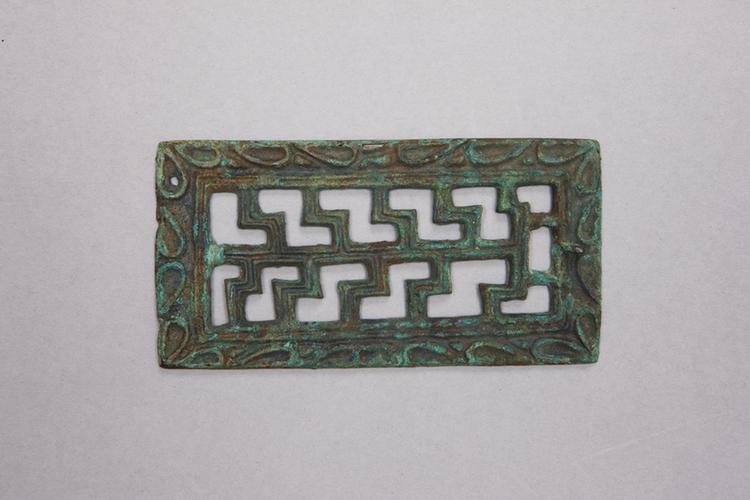 镂空长方形佩饰