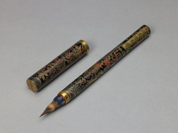 万历款彩漆龙凤纹管笔
